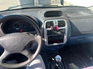 Mitsubishi Space Star 2001