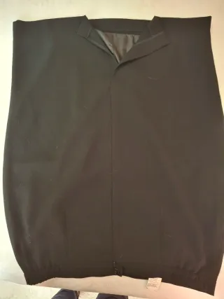 Conjunto talla 50 rojo y negro