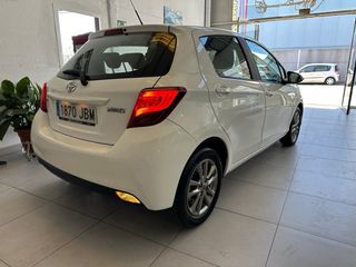 Toyota Yaris 2015