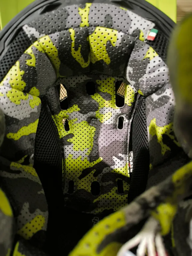 Casco Motocross Airoh Aviator Amarillo