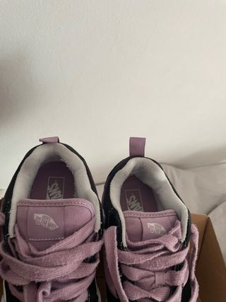 Zapatillas Vans Niña Negra y Rosa