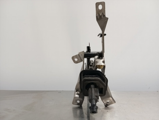 PEDAL EMBRAGUE FORD FOCUS BERLINA (CB4) 4M517B633