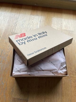 Sneakers New Balance x Miu Miu Beige