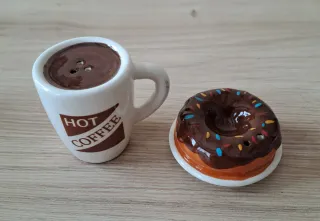 Set Sale e Pepe Tazza Caffè e Ciambella