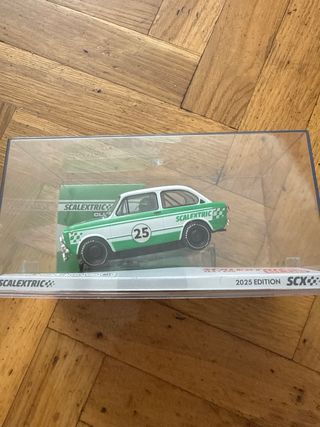 Scalextric Seat 850 Edition club regalo y revista