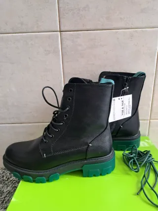 Stivaletti nuovi Gavi n.35