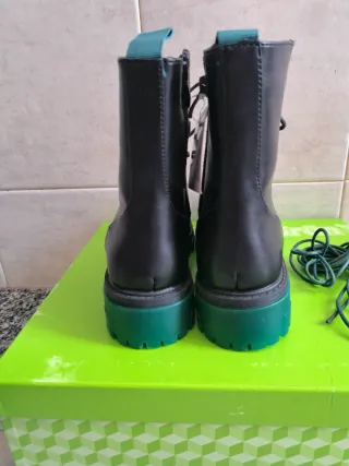 Stivaletti nuovi Gavi n.35