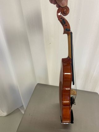 Violín con estuche y arco 1/4