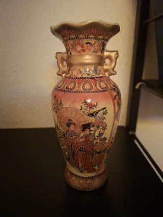 Figuras porcelana  estilo chino.