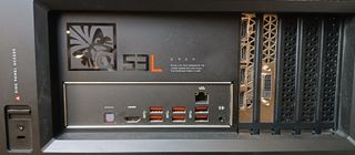 OMEN X Cubico Gaming PC + Monitor Samsung Curvo