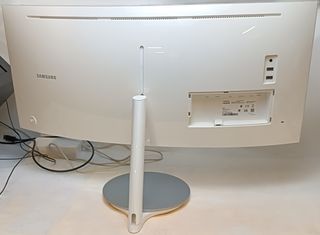 OMEN X Cubico Gaming PC + Monitor Samsung Curvo