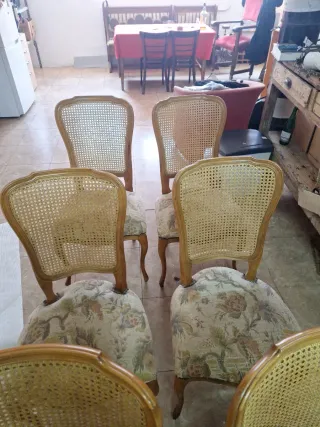 Sillas de comedor de madera y ratán