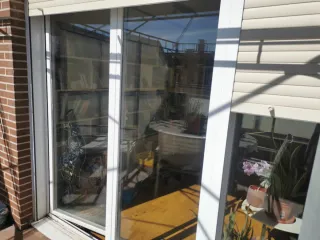 Ventana/Puerta de terraza de cristal