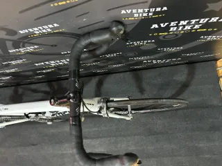 Bicicleta carretera Trek Madone Three carbono