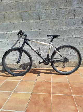 Bicicleta de Montaña Btwin Ruedas de 26 pulgadas