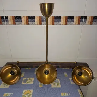 Lámpara de salón madera y metal