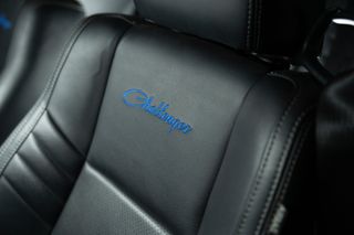 Dodge Challenger SXT AWD