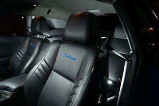 Dodge Challenger SXT AWD