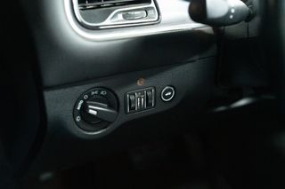 Dodge Challenger SXT AWD