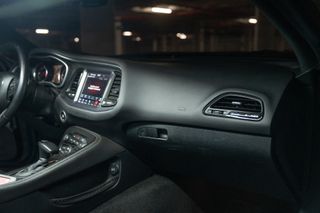 Dodge Challenger SXT AWD