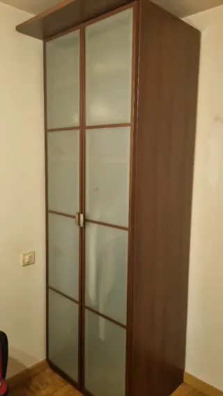 SE REGALAN MUEBLES POR TENER QUE VACIAR EL PISO