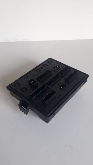 CAJA RELES / FUSIBLES - SSANGYONG REXTON