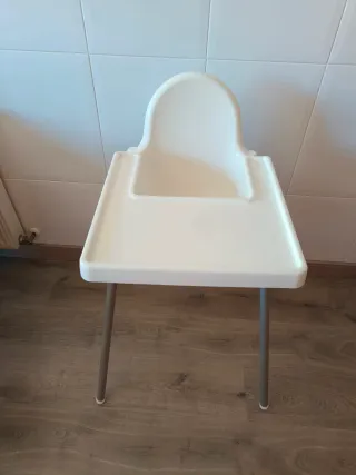 Trona IKEA blanca