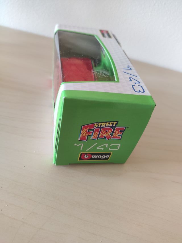 Fiat Nuova Panda Modellino Auto Rosso Scala 1:43