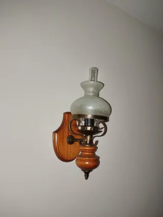 Apliques rústicos madera y metal