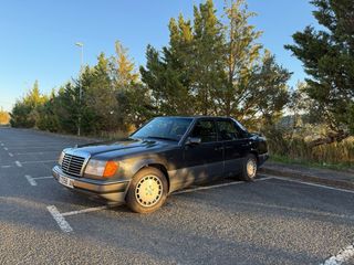 Mercedes-Benz 230E W124