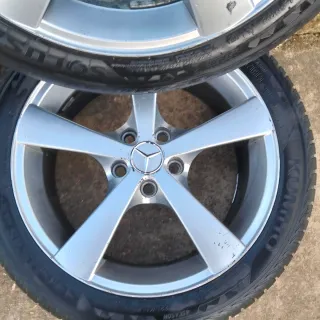 4 Llantas Mercedes 17