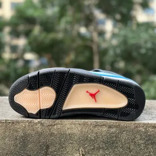 Jordan 4 Azul Talla 40