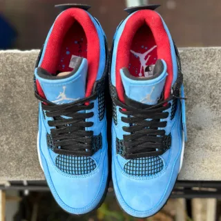 Jordan 4 Azul Talla 40