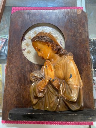 Figura religiosa de madera