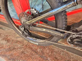 Bicicleta eléctrica Lapierre AM 9.8 e-bike