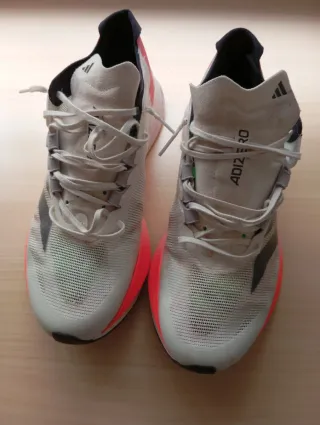 Zapatillas Adidas Adizero Boston 12 en buen estado