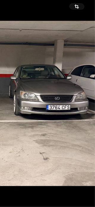 Lexus IS 2003