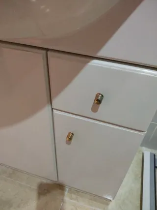 Mueble de baño mármol y madera