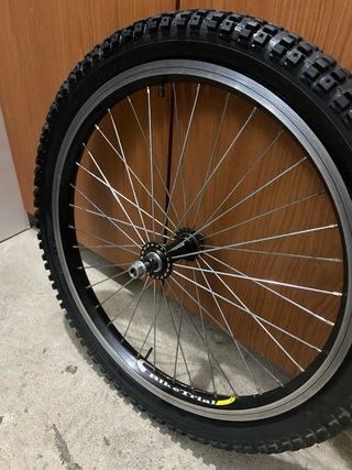 Llanta Delantera Monty Trial + Neumático