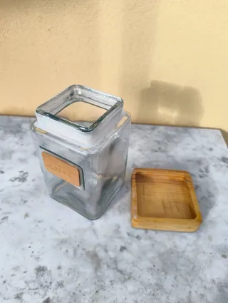 Barattolo in vetro con scritta Caffè