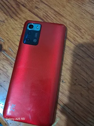 ZTE Blade V40 Rojo