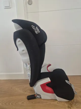 Silla coche Britax Römer negra