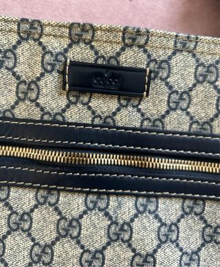 Bolso bandolera Gucci GG Supreme