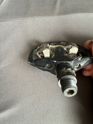 Pedales automáticos SHIMANO