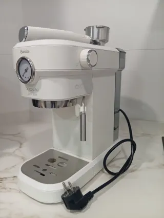 Cafetera Cecotec Cumbia CAFELIZZIA