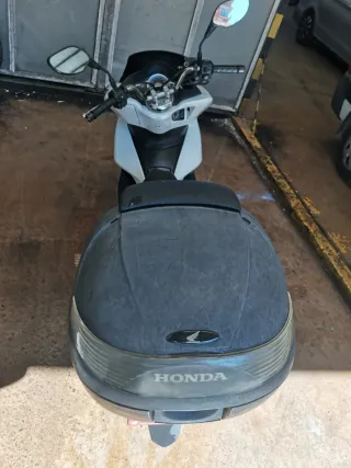 Honda PCX 125cc Blanca