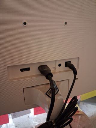 Monitor Samsung 32 Curvo Full HD Bianco