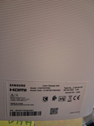 Monitor Samsung 32 Curvo Full HD Bianco