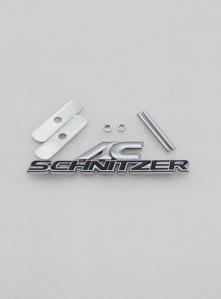 Emblema parrilla BMW AC SCHNITZER plata y negro