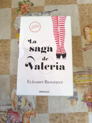 Estuche Saga Valeria de Elisabet Benavent